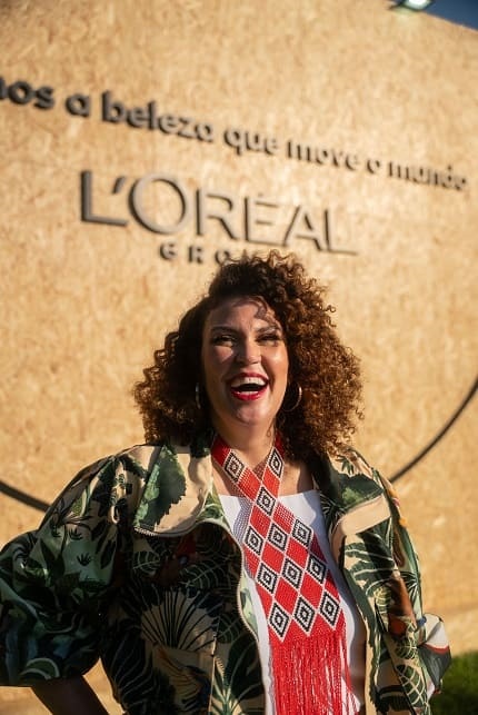 foto de helen pedroso, remete a matéria Grupo L’Oréal no Brasil lança campanha global e convida consumidores a aderirem ao ‘Movimento Refil’