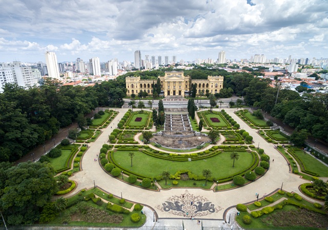 foto mostra Vista aérea do Museu do Ipiranga, em São Paulo | Crédito: Shutterstock