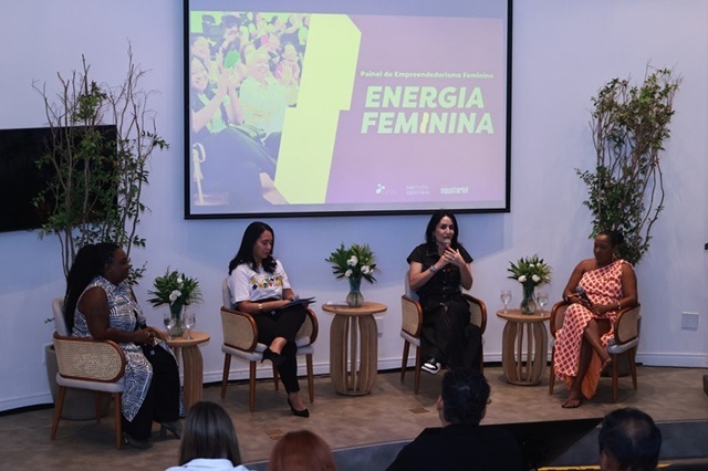 foto de palestrantes no evento do instituto equatorial