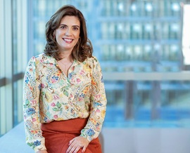 foto de izadora mastrangelli, autora do artigo Novos Caminhos para a Mobilidade Sustentável: A Lei dos Combustíveis do Futuro