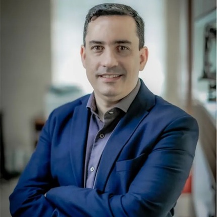 foto de thiago guth da neoenergia, autor do artigo Dia da Consciência Negra: o papel das empresas como agentes de transformação social 